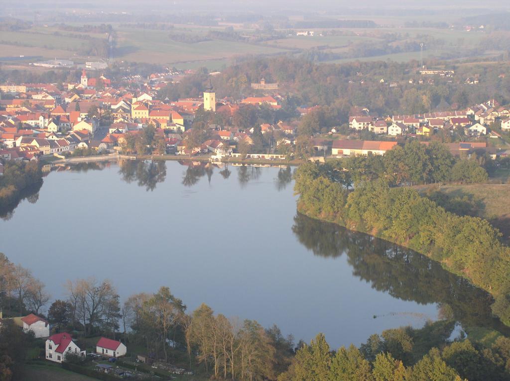 Penzion Netolice Exteriör bild