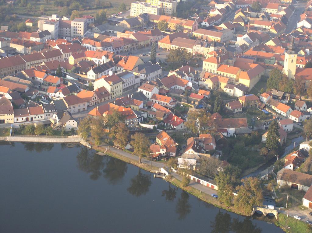 Penzion Netolice Exteriör bild