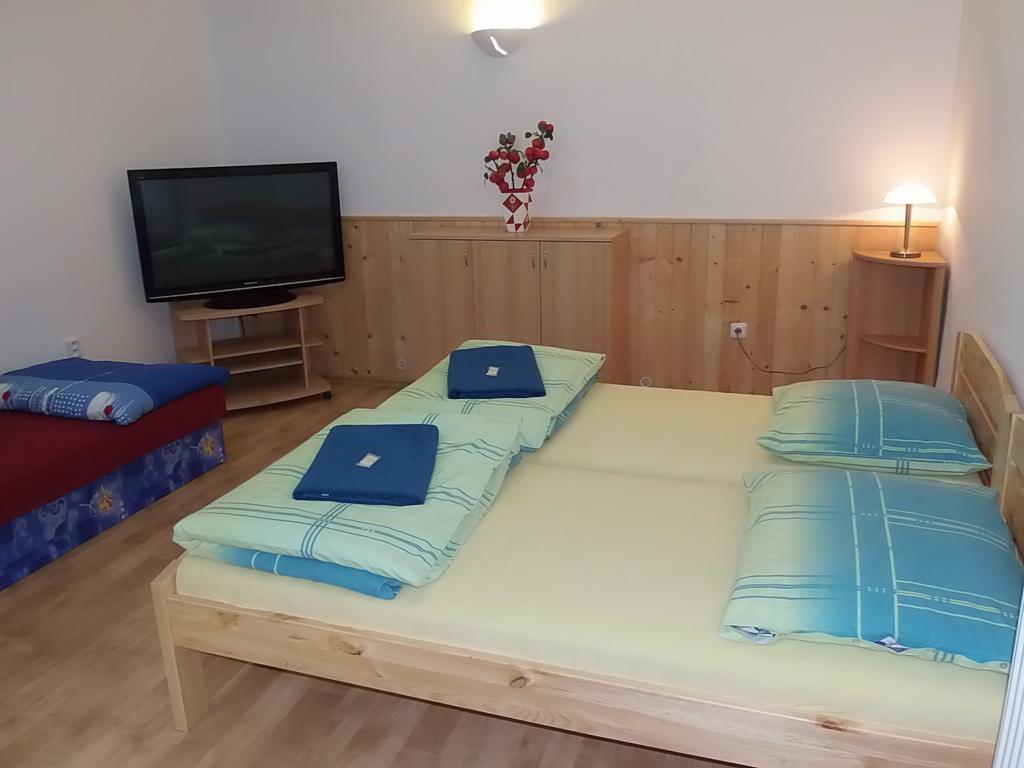 Penzion Netolice Exteriör bild